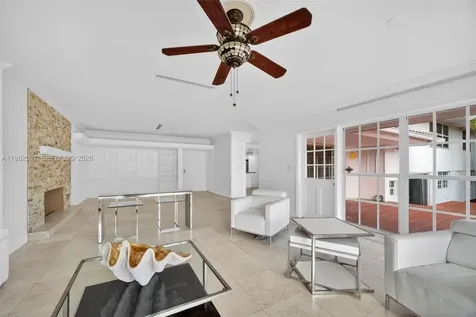8651 NE 10th Court Miami FL 33138