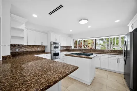 8651 NE 10th Court Miami FL 33138