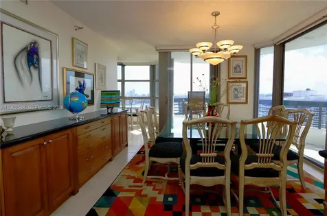 3500 Mystic Pointe Drive Aventura FL 33180