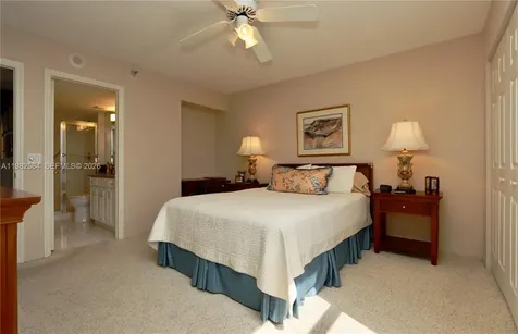 3500 Mystic Pointe Drive Aventura FL 33180