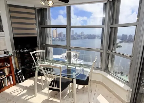 3500 Mystic Pointe Drive Aventura FL 33180