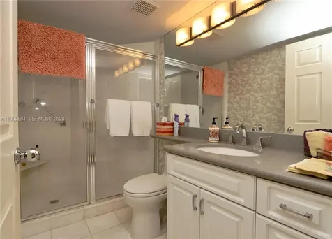 3500 Mystic Pointe Drive Aventura FL 33180