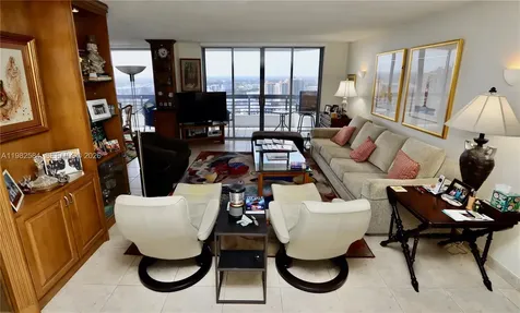3500 Mystic Pointe Drive Aventura FL 33180