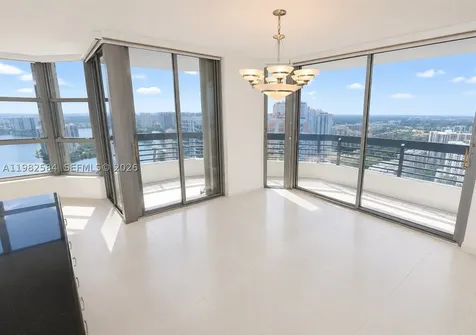 3500 Mystic Pointe Drive Aventura FL 33180