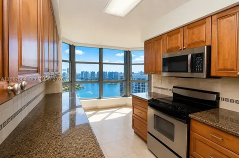 3500 Mystic Pointe Drive Aventura FL 33180
