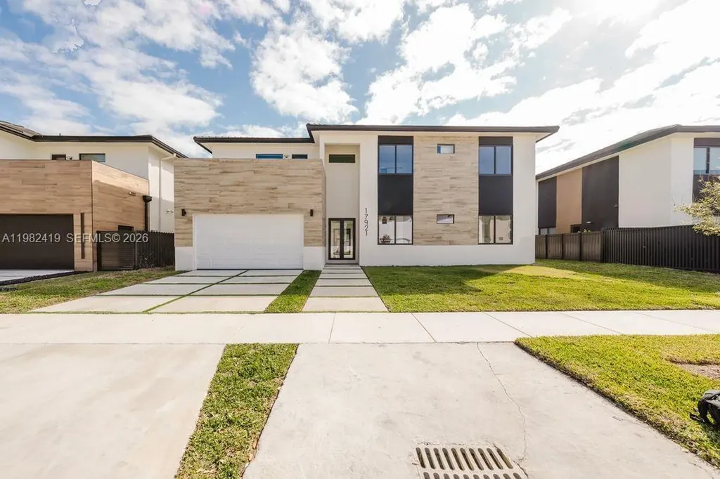 17921 SW 149th Court Miami FL 33187