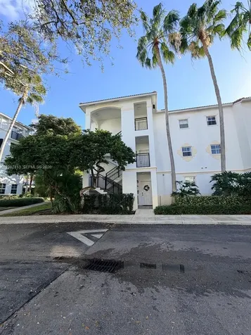 3165 NE 184th Street Aventura FL 33160