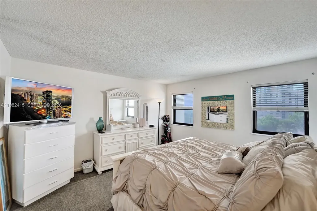 1201 S Ocean Drive Hollywood FL 33019