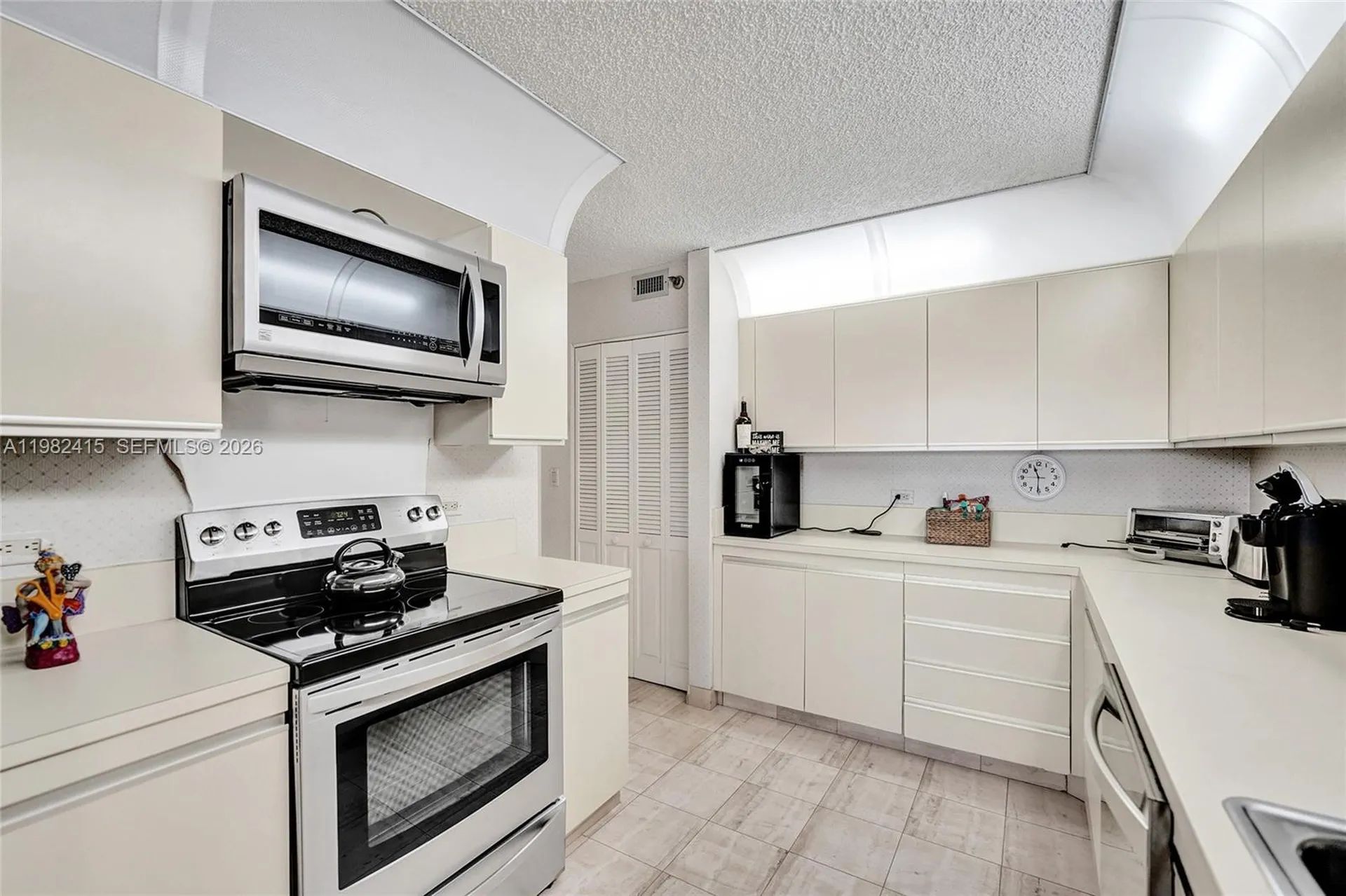 1201 S Ocean Drive Hollywood FL 33019
