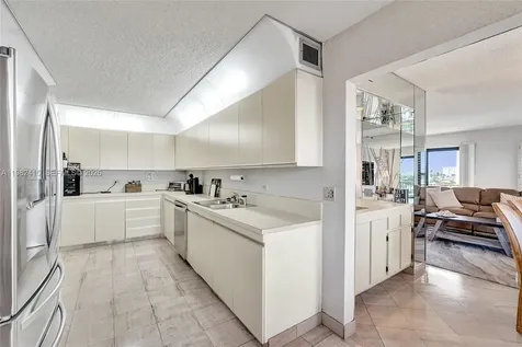 1201 S Ocean Drive Hollywood FL 33019
