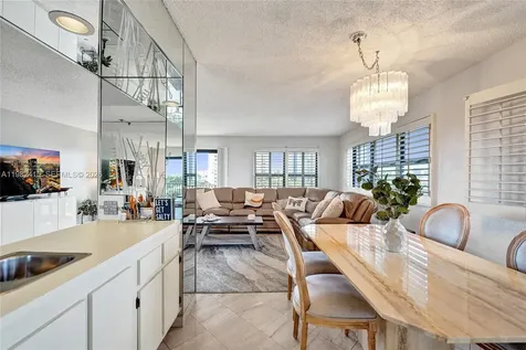 1201 S Ocean Drive Hollywood FL 33019