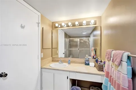 1201 S Ocean Drive Hollywood FL 33019