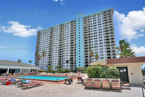 1201 S Ocean Drive Hollywood FL 33019