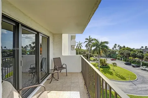 1201 S Ocean Drive Hollywood FL 33019