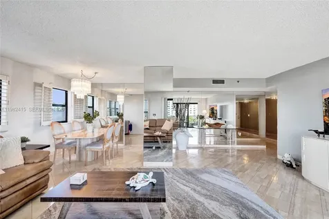 1201 S Ocean Drive Hollywood FL 33019