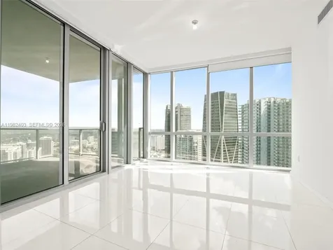 851 NE 1st Avenue Miami FL 33132