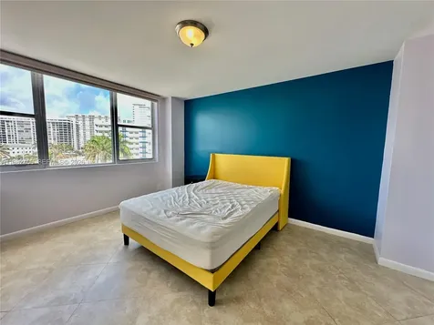 3180 S Ocean Drive Hallandale Beach FL 33009