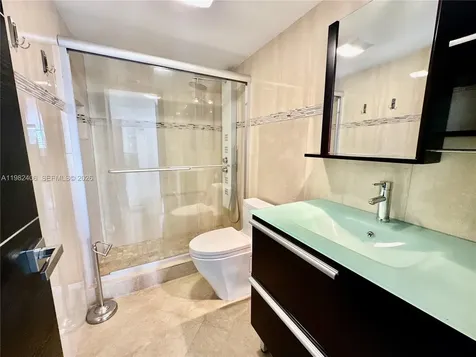 3180 S Ocean Drive Hallandale Beach FL 33009