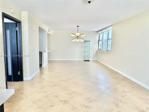 3180 S Ocean Drive Hallandale Beach FL 33009