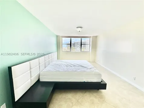 3180 S Ocean Drive Hallandale Beach FL 33009