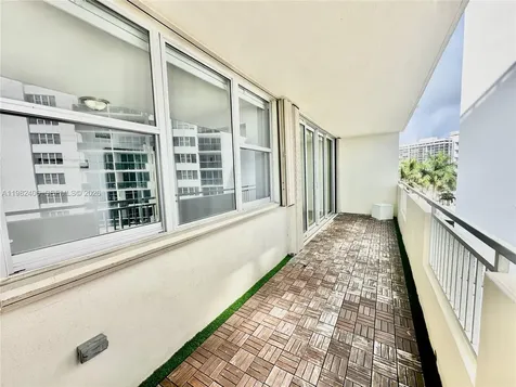 3180 S Ocean Drive Hallandale Beach FL 33009