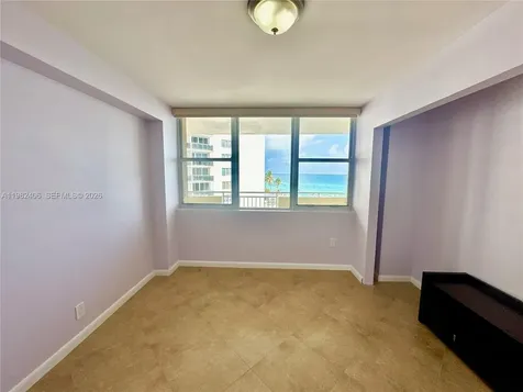 3180 S Ocean Drive Hallandale Beach FL 33009