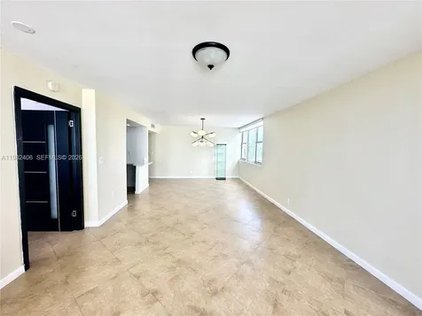 3180 S Ocean Drive Hallandale Beach FL 33009