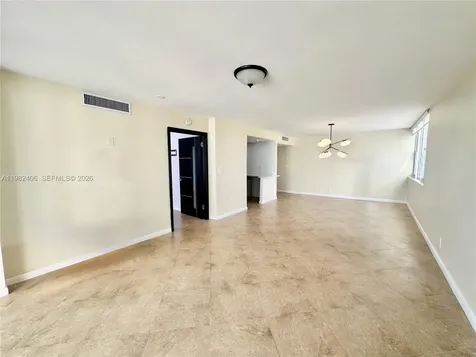 3180 S Ocean Drive Hallandale Beach FL 33009