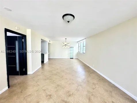 3180 S Ocean Drive Hallandale Beach FL 33009