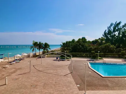 3180 S Ocean Drive Hallandale Beach FL 33009