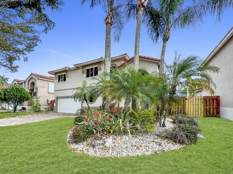 2640 Rampart Way N Cooper City FL 33026