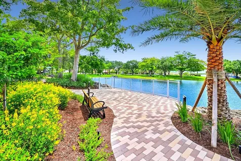 2640 Rampart Way N Cooper City FL 33026