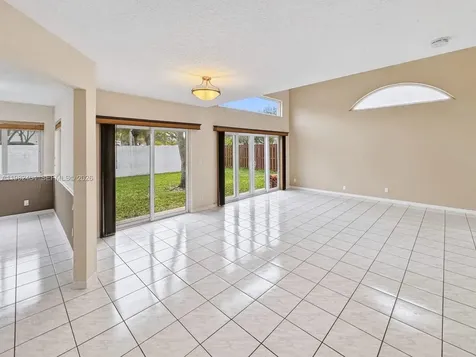 2640 Rampart Way N Cooper City FL 33026