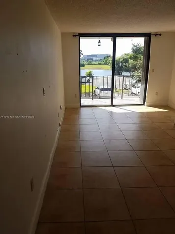 9682 Fontainebleau Boulevard Miami FL 33172