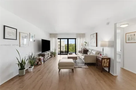 575 Crandon Boulevard Key Biscayne FL 33149