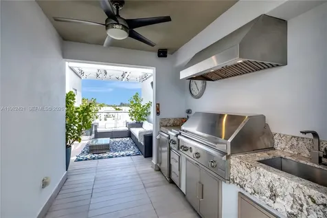 6630 NW 104th Path Doral FL 33178