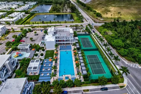 6630 NW 104th Path Doral FL 33178