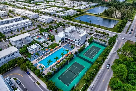 6630 NW 104th Path Doral FL 33178