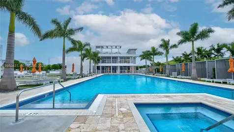 6630 NW 104th Path Doral FL 33178