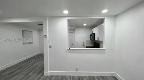 1033 NW 3rd Avenue Fort Lauderdale FL 33311