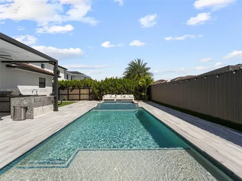 14478 SW 21st Street Miami FL 33175
