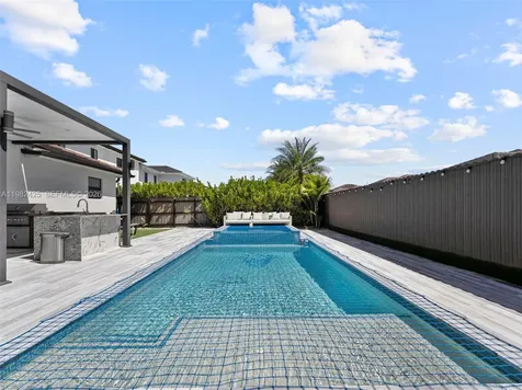 14478 SW 21st Street Miami FL 33175