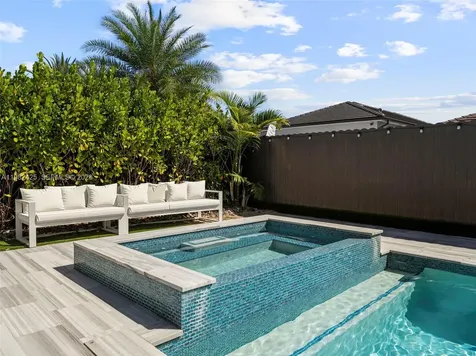 14478 SW 21st Street Miami FL 33175