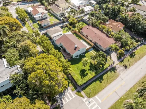 1255 Lenox Avenue Miami Beach FL 33139