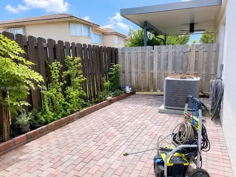 11210 NW 73rd Terrace Doral FL 33178