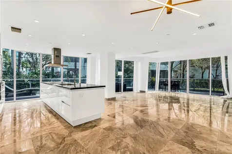 2950 NE 188th Street Aventura FL 33180