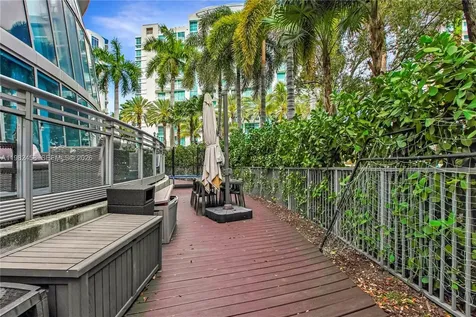 2950 NE 188th Street Aventura FL 33180