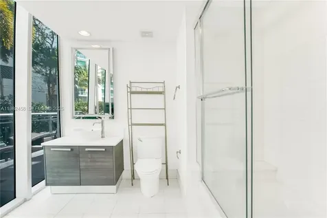 2950 NE 188th Street Aventura FL 33180