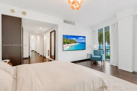 2950 NE 188th Street Aventura FL 33180