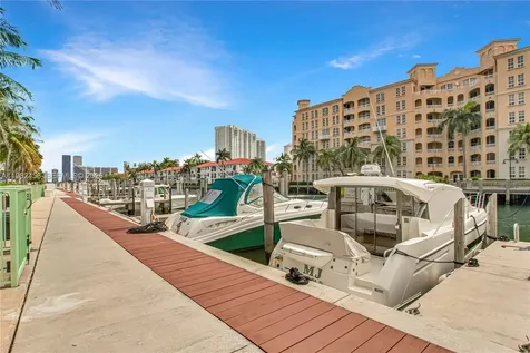 2950 NE 188th Street Aventura FL 33180